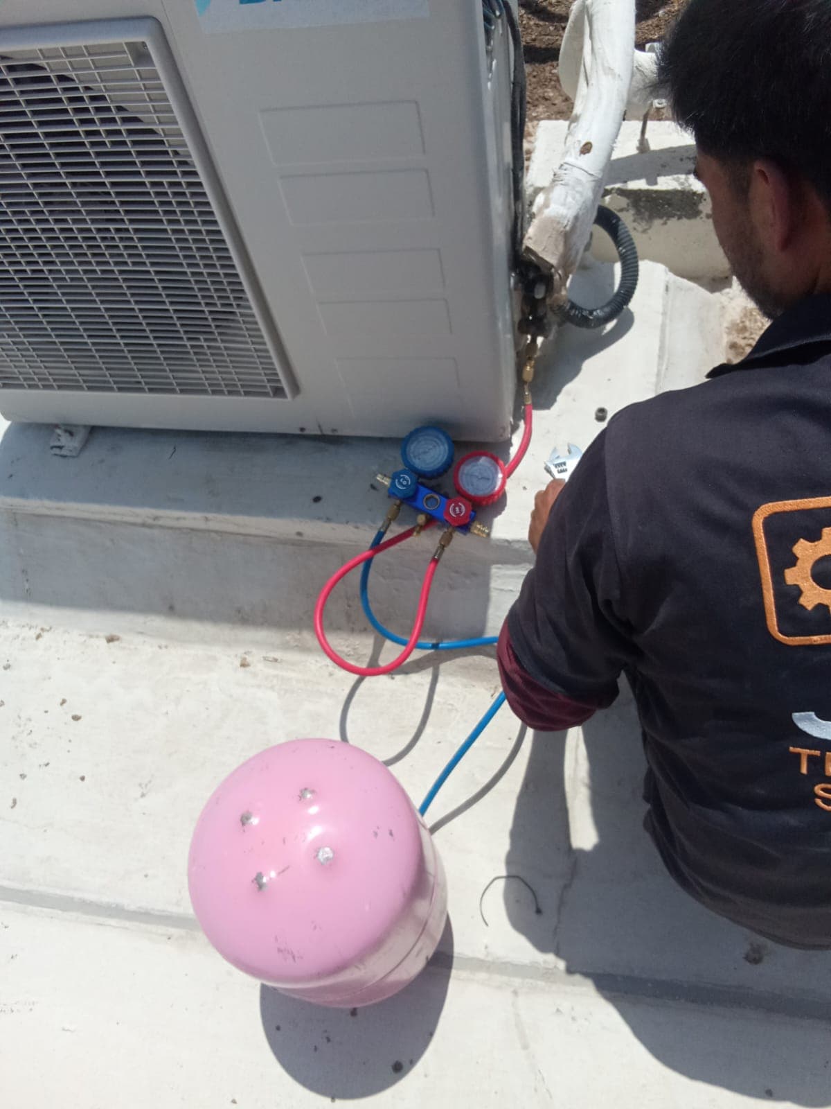 AGEC HVAC maintenance in Dubai